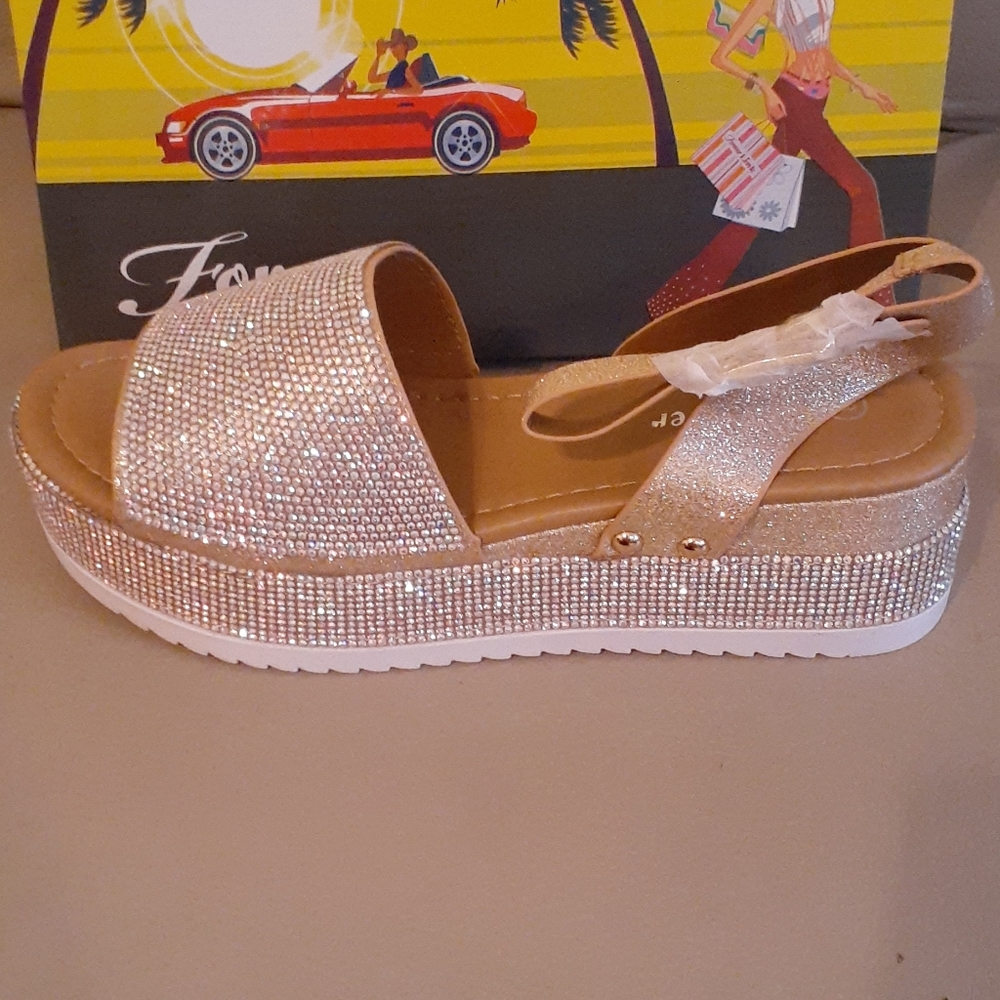 Forever link platform sandals